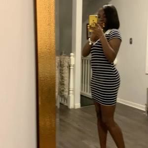 Meet your Posher, Macki